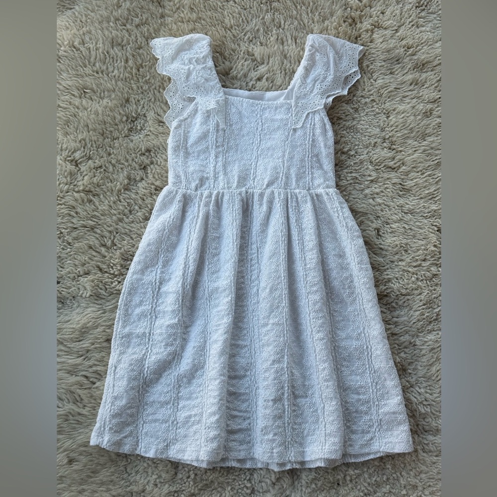 Girls Zara White Eyelet Dress with Ruffled Sleeves